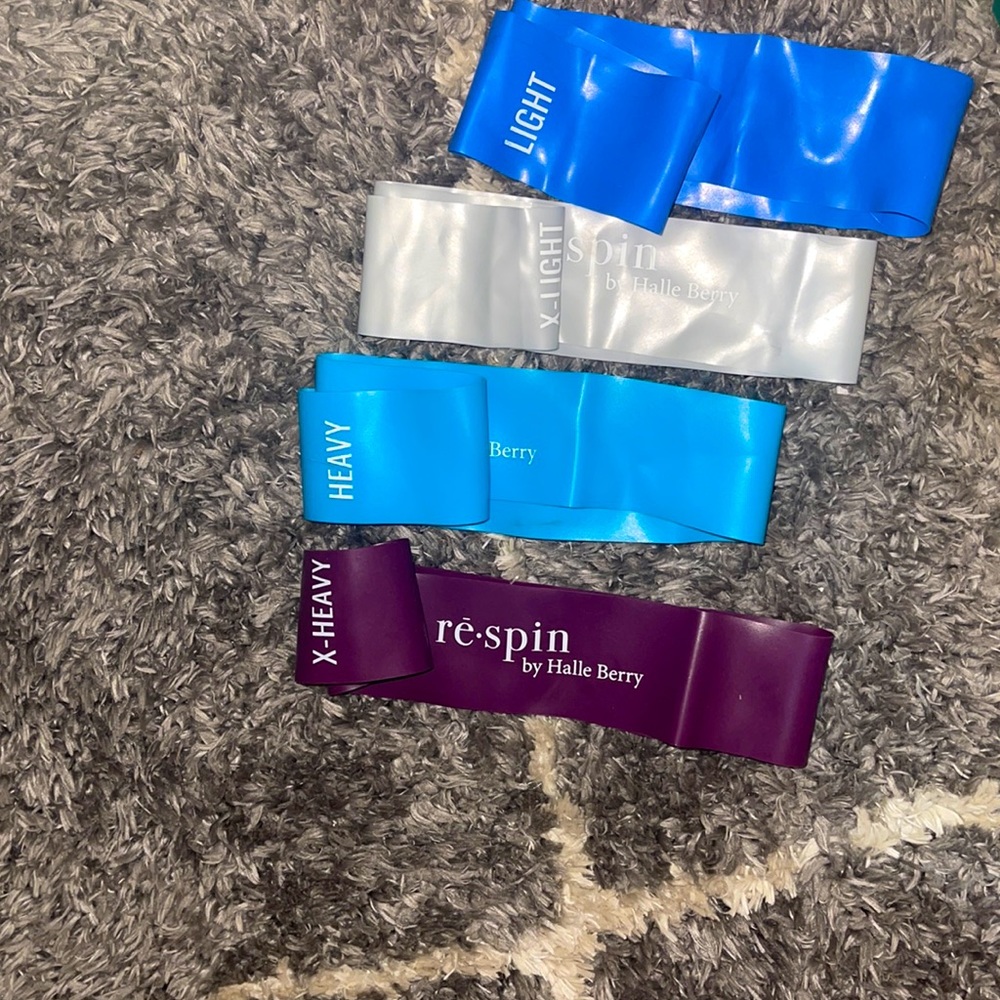 halle berry respin workout bands